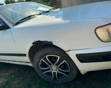 Белый Ауди 100, объемом двигателя 2 л и пробегом 999 тыс. км за 851 $, фото 1 на Automoto.ua