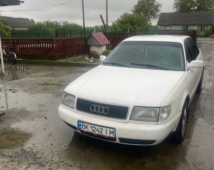Білий Ауді 100, об'ємом двигуна 2 л та пробігом 255 тис. км за 2500 $, фото 1 на Automoto.ua