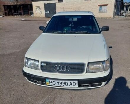 Белый Ауди 100, объемом двигателя 1.98 л и пробегом 350 тыс. км за 1850 $, фото 1 на Automoto.ua