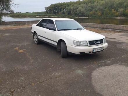 Белый Ауди 100, объемом двигателя 1.98 л и пробегом 330 тыс. км за 2500 $, фото 1 на Automoto.ua