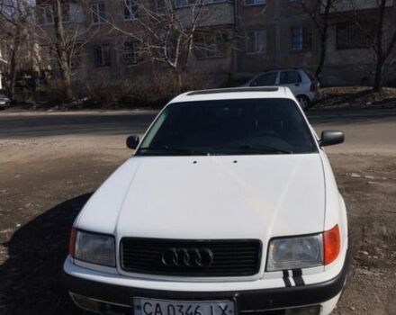 Белый Ауди 100, объемом двигателя 2.6 л и пробегом 400 тыс. км за 2350 $, фото 1 на Automoto.ua