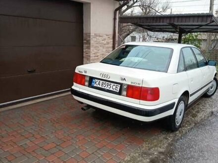 Білий Ауді 100, об'ємом двигуна 2 л та пробігом 270 тис. км за 2599 $, фото 1 на Automoto.ua