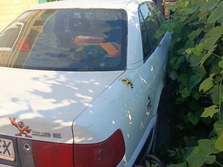 Ауді 100 1994 у Здолбунове на Automoto.ua Білий Ауді 100, об'ємом двигуна 2.3 л та пробігом 400 тис. км за 1500 $, фото 1 на Automoto.ua