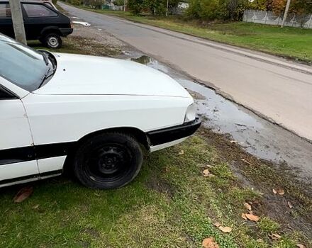 Белый Ауди 100, объемом двигателя 1.6 л и пробегом 0 тыс. км за 1200 $, фото 1 на Automoto.ua