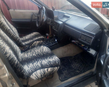 Ауди 100 1983 в Ярмолинцы на Automoto.ua Бежевый Ауди 100, объемом двигателя 2.14 л и пробегом 345 тыс. км за 1700 $, фото 4 на Automoto.ua