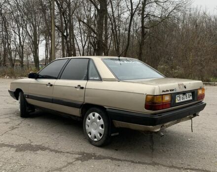 Бежевый Ауди 100, объемом двигателя 2.2 л и пробегом 460 тыс. км за 1800 $, фото 4 на Automoto.ua