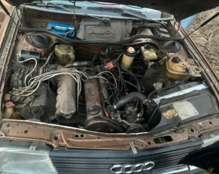 Бежевый Ауди 100, объемом двигателя 2.3 л и пробегом 333 тыс. км за 550 $, фото 4 на Automoto.ua