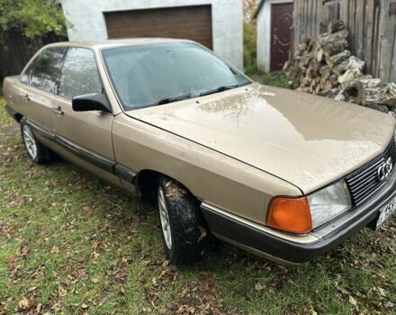 Бежевый Ауди 100, объемом двигателя 2 л и пробегом 300 тыс. км за 850 $, фото 1 на Automoto.ua