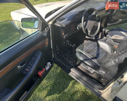 Бежевый Ауди 100, объемом двигателя 1.76 л и пробегом 337 тыс. км за 1900 $, фото 4 на Automoto.ua