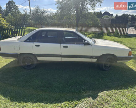 Бежевый Ауди 100, объемом двигателя 1.76 л и пробегом 337 тыс. км за 1900 $, фото 2 на Automoto.ua