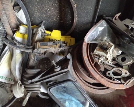 Бежевый Ауди 100, объемом двигателя 2 л и пробегом 250 тыс. км за 1800 $, фото 10 на Automoto.ua