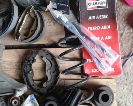 Бежевый Ауди 100, объемом двигателя 2 л и пробегом 250 тыс. км за 1800 $, фото 7 на Automoto.ua