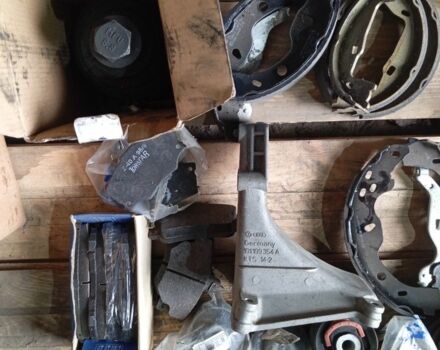 Бежевый Ауди 100, объемом двигателя 2 л и пробегом 250 тыс. км за 1800 $, фото 8 на Automoto.ua