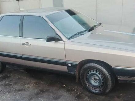 Ауді 100 1987 у Червонограде на Automoto.ua Бежевий Ауді 100, об'ємом двигуна 1.78 л та пробігом 287 тис. км за 1700 $, фото 1 на Automoto.ua