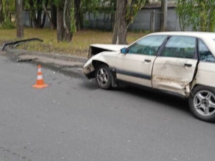 Ауди 100 1989 в Киеве на Automoto.ua Бежевый Ауди 100, объемом двигателя 1.8 л и пробегом 365 тыс. км за 1199 $, фото 1 на Automoto.ua