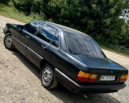 Ауди 100 1985 в Горохов на Automoto.ua Черный Ауди 100, объемом двигателя 1.8 л и пробегом 300 тыс. км за 799 $, фото 1 на Automoto.ua