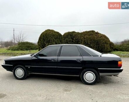 Черный Ауди 100, объемом двигателя 1.8 л и пробегом 384 тыс. км за 1800 $, фото 2 на Automoto.ua