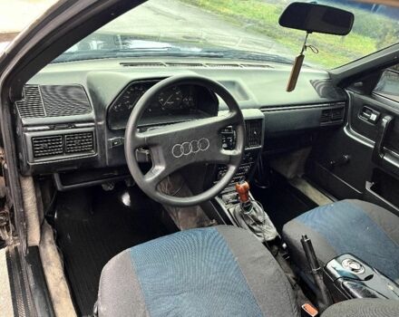 Черный Ауди 100, объемом двигателя 1.8 л и пробегом 384 тыс. км за 1800 $, фото 6 на Automoto.ua