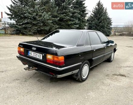 Черный Ауди 100, объемом двигателя 1.8 л и пробегом 384 тыс. км за 1800 $, фото 5 на Automoto.ua