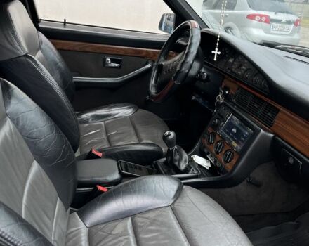 Чорний Ауді 100, об'ємом двигуна 1.8 л та пробігом 353 тис. км за 2200 $, фото 6 на Automoto.ua