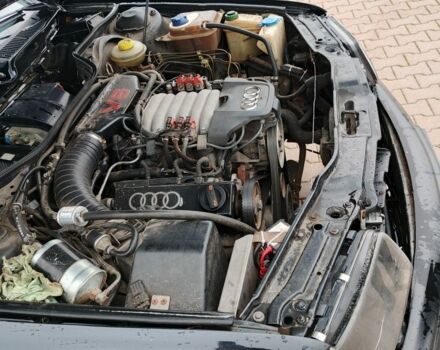 Черный Ауди 100, объемом двигателя 2.8 л и пробегом 324 тыс. км за 3000 $, фото 6 на Automoto.ua