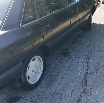 Чорний Ауді 100, об'ємом двигуна 1.98 л та пробігом 300 тис. км за 1500 $, фото 2 на Automoto.ua
