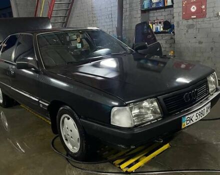 Черный Ауди 100, объемом двигателя 2.3 л и пробегом 390 тыс. км за 1800 $, фото 4 на Automoto.ua