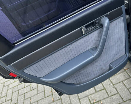 Черный Ауди 100, объемом двигателя 2.6 л и пробегом 333 тыс. км за 3500 $, фото 12 на Automoto.ua