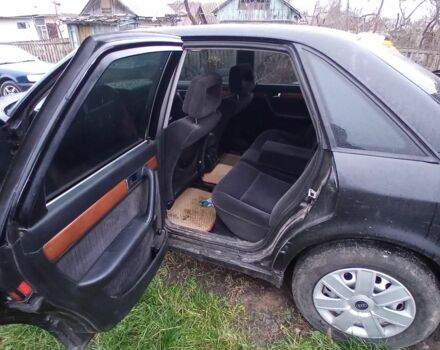 Чорний Ауді 100, об'ємом двигуна 2.3 л та пробігом 300 тис. км за 2000 $, фото 4 на Automoto.ua