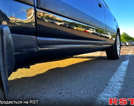 Черный Ауди 100, объемом двигателя 2.3 л и пробегом 350 тыс. км за 3000 $, фото 1 на Automoto.ua