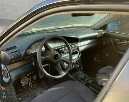 Черный Ауди 100, объемом двигателя 2.3 л и пробегом 258 тыс. км за 1500 $, фото 5 на Automoto.ua