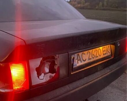 Черный Ауди 100, объемом двигателя 1.9 л и пробегом 3 тыс. км за 2000 $, фото 5 на Automoto.ua