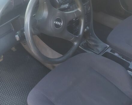 Черный Ауди 100, объемом двигателя 2.6 л и пробегом 500 тыс. км за 3000 $, фото 3 на Automoto.ua