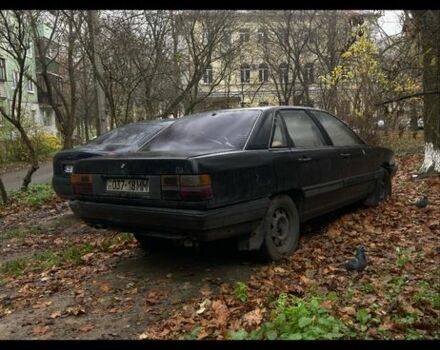Черный Ауди 100, объемом двигателя 1.8 л и пробегом 400 тыс. км за 1100 $, фото 1 на Automoto.ua