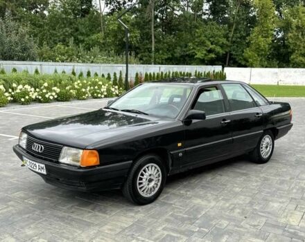 Чорний Ауді 100, об'ємом двигуна 2 л та пробігом 230 тис. км за 2450 $, фото 1 на Automoto.ua