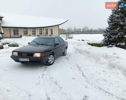Чорний Ауді 100, об'ємом двигуна 2.31 л та пробігом 307 тис. км за 1100 $, фото 1 на Automoto.ua