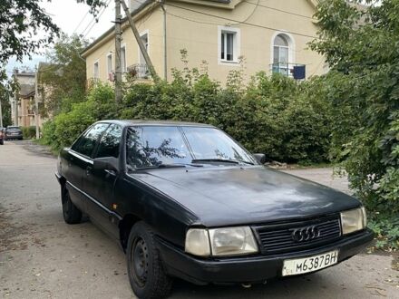 Чорний Ауді 100, об'ємом двигуна 2 л та пробігом 300 тис. км за 1000 $, фото 1 на Automoto.ua