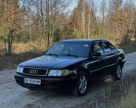 Черный Ауди 100, объемом двигателя 2.5 л и пробегом 575 тыс. км за 3200 $, фото 1 на Automoto.ua