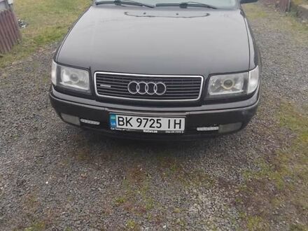 Черный Ауди 100, объемом двигателя 1.98 л и пробегом 40 тыс. км за 2700 $, фото 1 на Automoto.ua