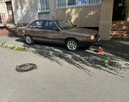 Ауди 100 1982 в Вышгороде на Automoto.ua Коричневый Ауди 100, объемом двигателя 2.2 л и пробегом 350 тыс. км за 573 $, фото 1 на Automoto.ua