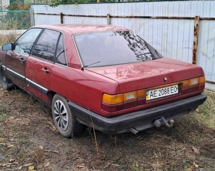 Червоний Ауді 100, об'ємом двигуна 1.8 л та пробігом 300 тис. км за 715 $, фото 1 на Automoto.ua