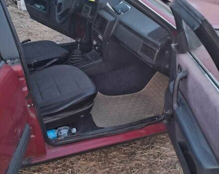 Червоний Ауді 100, об'ємом двигуна 1.8 л та пробігом 300 тис. км за 715 $, фото 8 на Automoto.ua