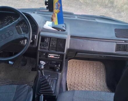 Червоний Ауді 100, об'ємом двигуна 1.8 л та пробігом 300 тис. км за 715 $, фото 5 на Automoto.ua