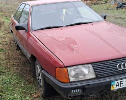 Червоний Ауді 100, об'ємом двигуна 1.8 л та пробігом 300 тис. км за 715 $, фото 4 на Automoto.ua
