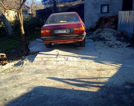 Красный Ауди 100, объемом двигателя 1.8 л и пробегом 140 тыс. км за 1500 $, фото 1 на Automoto.ua