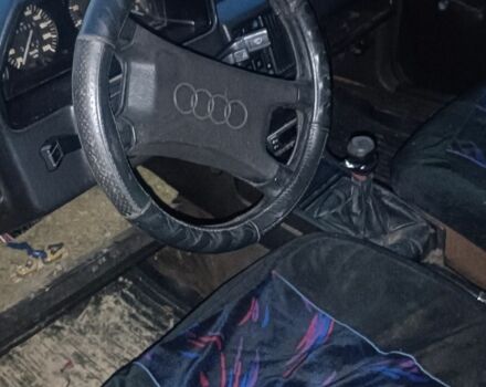 Красный Ауди 100, объемом двигателя 1.8 л и пробегом 350 тыс. км за 1500 $, фото 4 на Automoto.ua