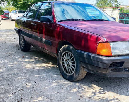 Красный Ауди 100, объемом двигателя 2.2 л и пробегом 160 тыс. км за 1000 $, фото 2 на Automoto.ua