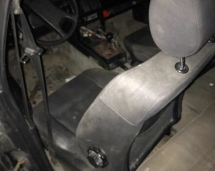 Червоний Ауді 100, об'ємом двигуна 2 л та пробігом 200 тис. км за 1500 $, фото 5 на Automoto.ua