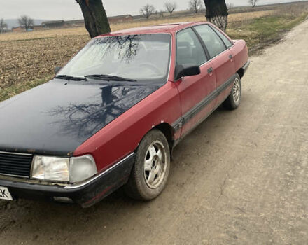 Красный Ауди 100, объемом двигателя 2 л и пробегом 250 тыс. км за 1500 $, фото 1 на Automoto.ua