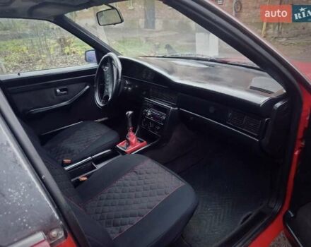 Красный Ауди 100, объемом двигателя 1.8 л и пробегом 300 тыс. км за 2300 $, фото 3 на Automoto.ua